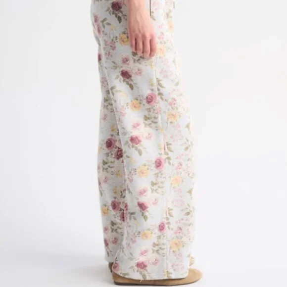 ABERCROMBIE & FITCH Women's High Rise Sunday Wide Leg Floral Sweatpants NWT - Picture 4 of 7
